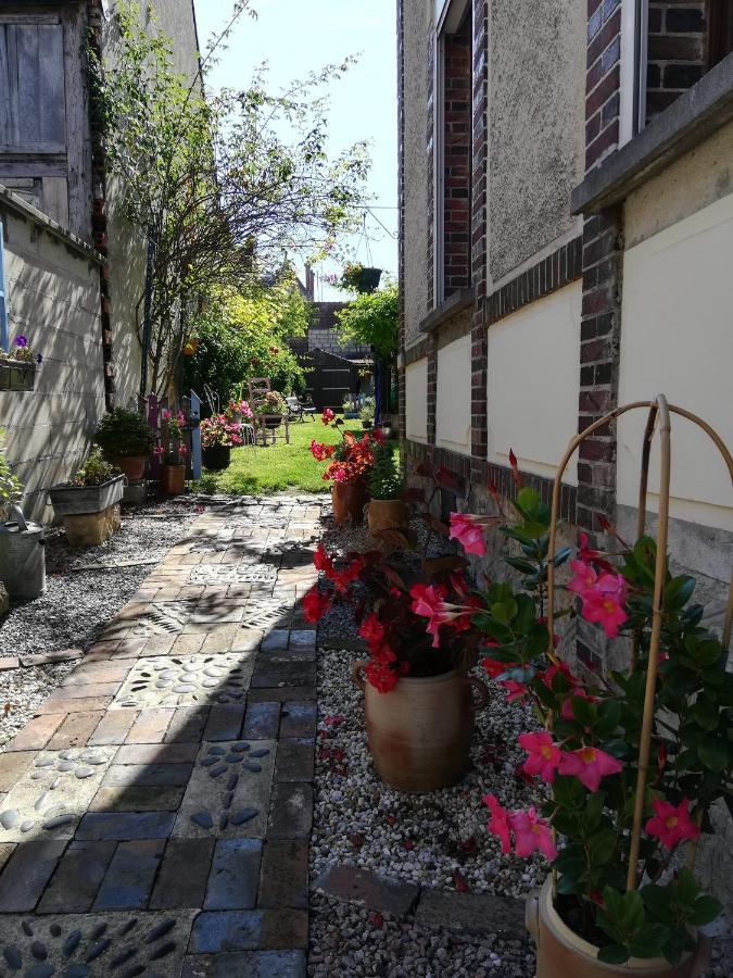 Le Coq En Pate Bed and Breakfast Romilly-sur-Seine Exteriör bild